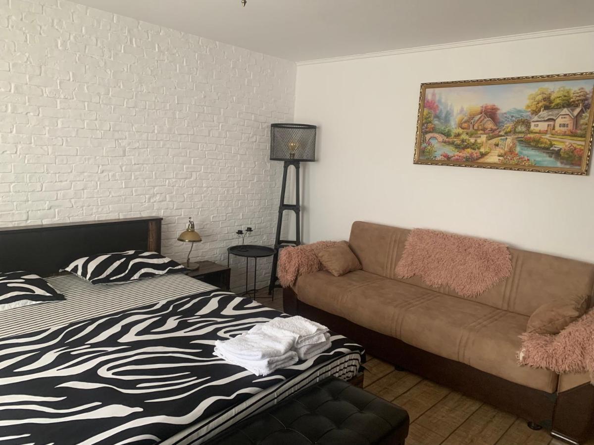 Garsoniera 1 Decembrie Apartment Alba Iulia Bagian luar foto