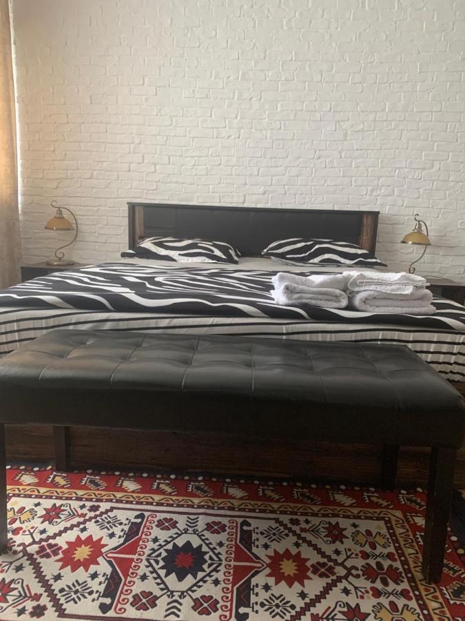 Garsoniera 1 Decembrie Apartment Alba Iulia Bagian luar foto